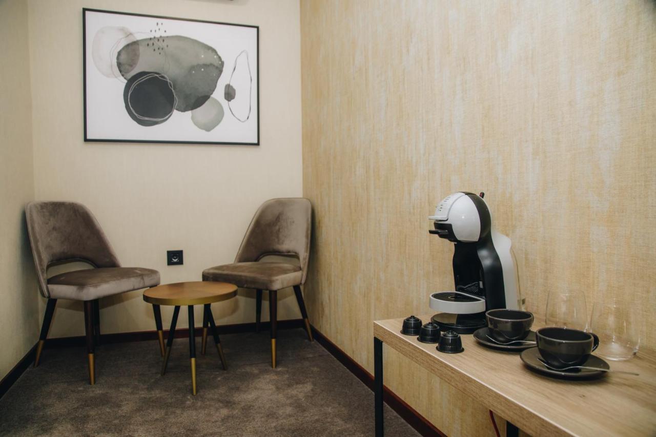 Boutique Luxury Apartments Kragujevac Luaran gambar